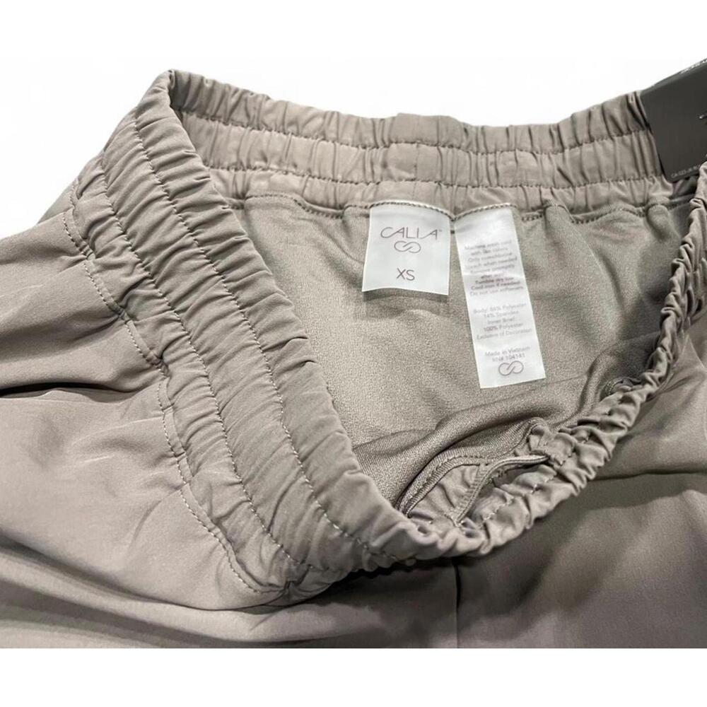 CALIA Mid Rise Infinity Short - Picture 2 of 4